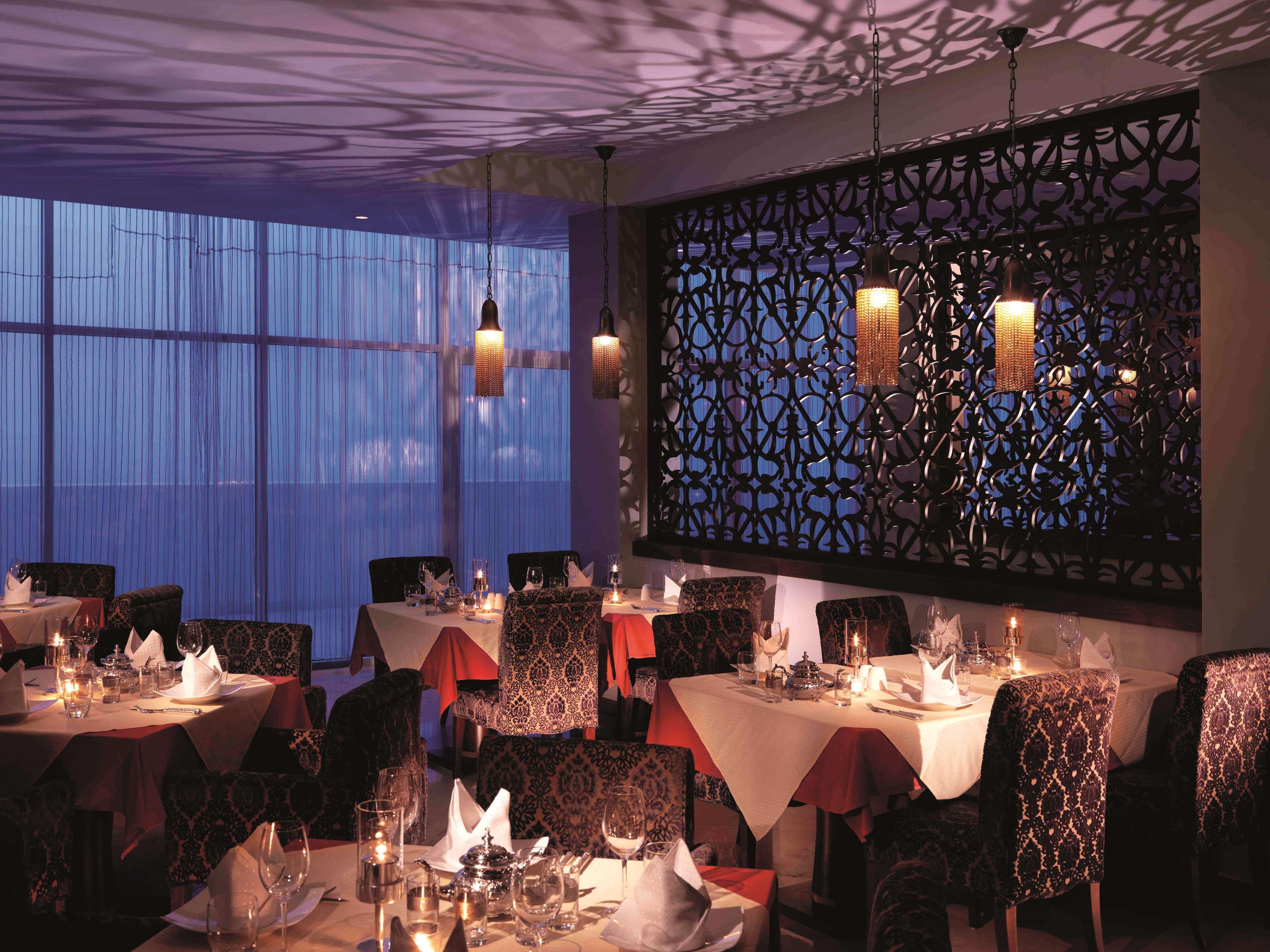 منتجع راديسون بلو، الفجيرة المطعم الصورة The restaurant
