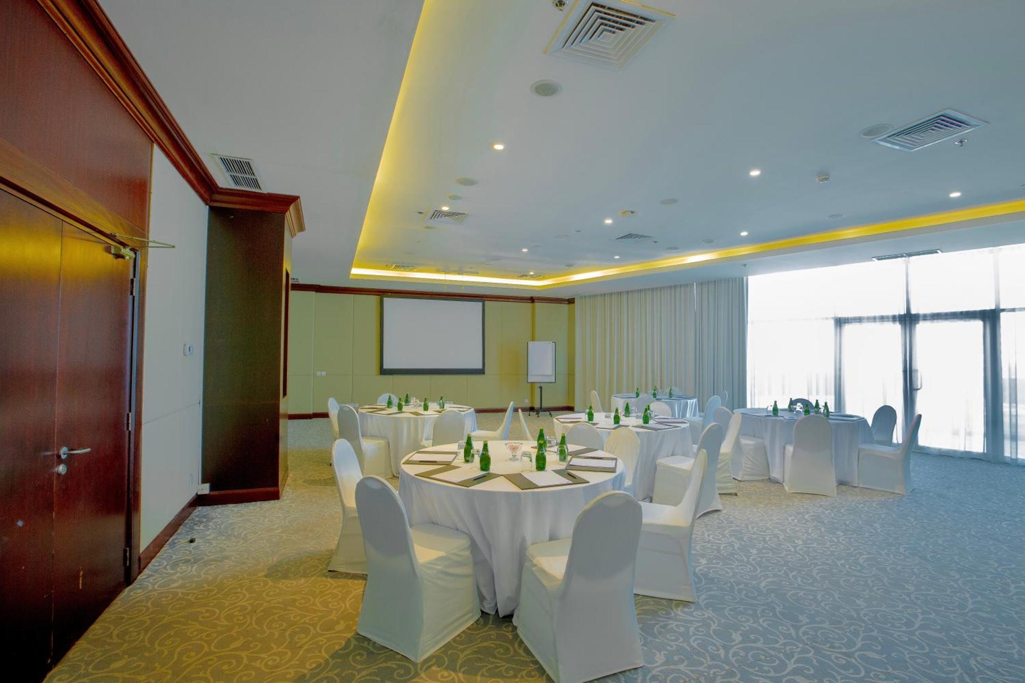 منتجع راديسون بلو، الفجيرة المظهر الخارجي الصورة Meeting room